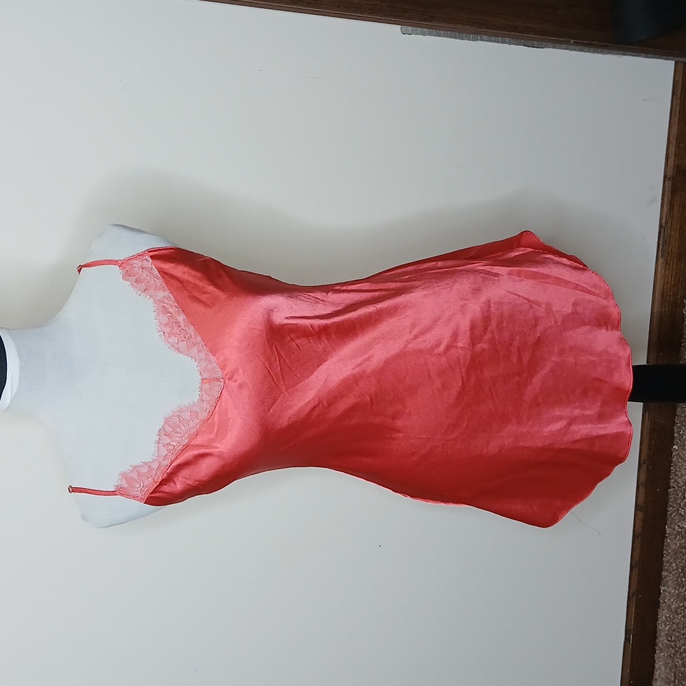 Victoria's secret lacy pink slip lingerie size small